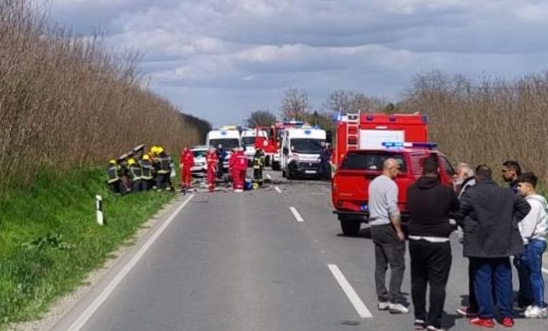 Tragikus baleset következtében elhunyt az a fiú, aki Óbecse közelében szenvedett súlyos sérüléseket.