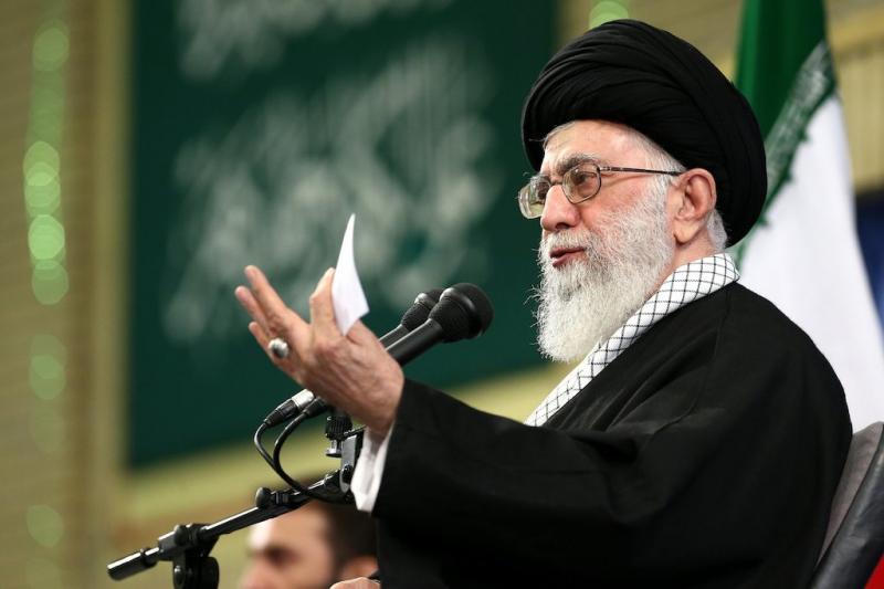 Irán hivatalosan bejelentette, hogy sikerült legyőznie az Egyesült Államokat és a cionista erőket.