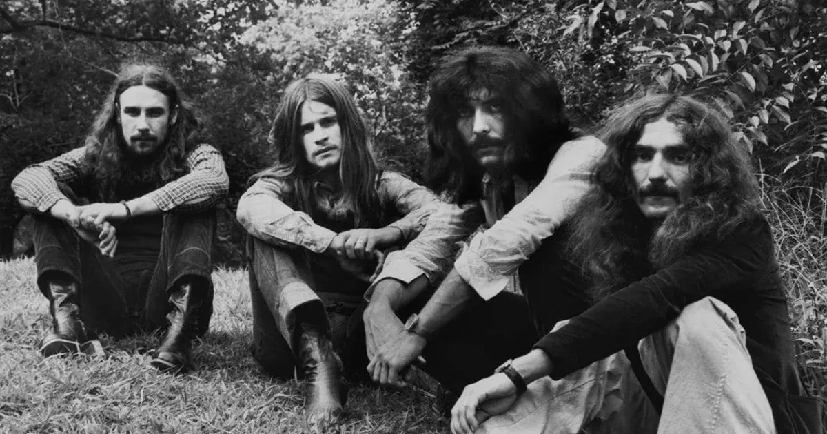 Egy különleges alkalomra, az eredeti Black Sabbath tagjai ismét együtt lépnek színpadra, hogy egy felejthetetlen utolsó koncerttel örvendeztessék meg a rajongóikat.