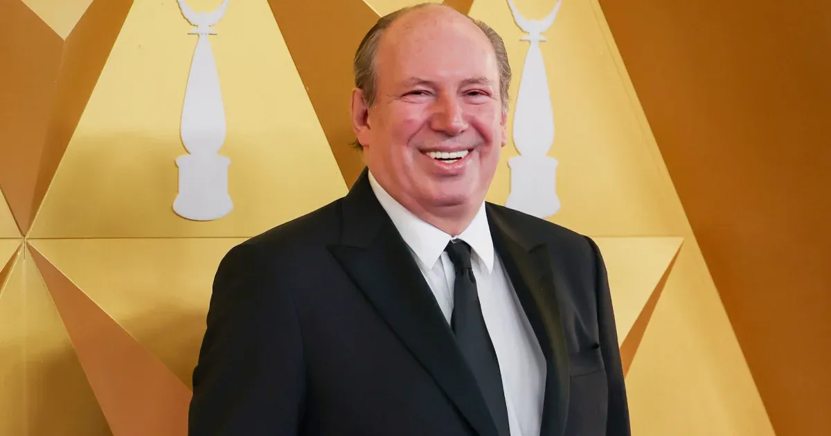 Hans Zimmer véleménye szerint az, hogy a Dűne 2 zenéje nem kapott helyet az Oscar-jelölések között, „ostobaság”. Szerinte ez a döntés figyelmen kívül hagyja a film zenei teljesítményének jelentőségét és hatását.