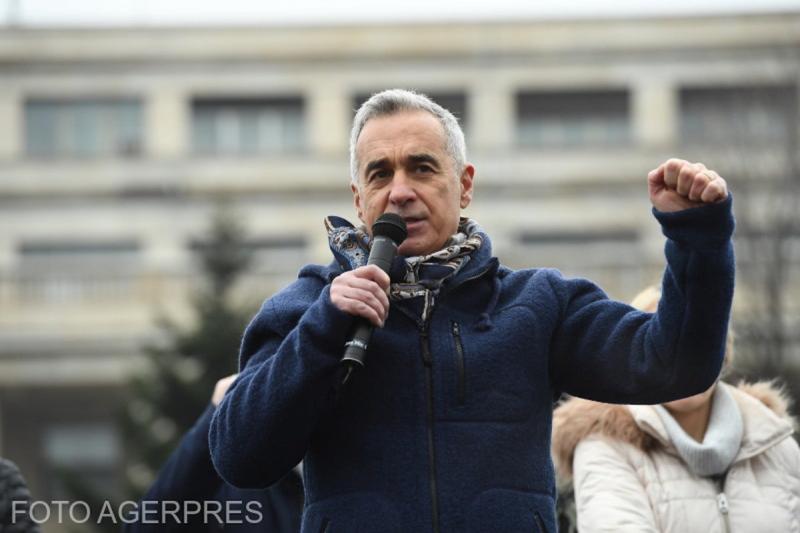 A bíróság döntése értelmében Călin Georgescu hatósági felügyelete másfél hónapra csökkentésre került. | Krónika Online