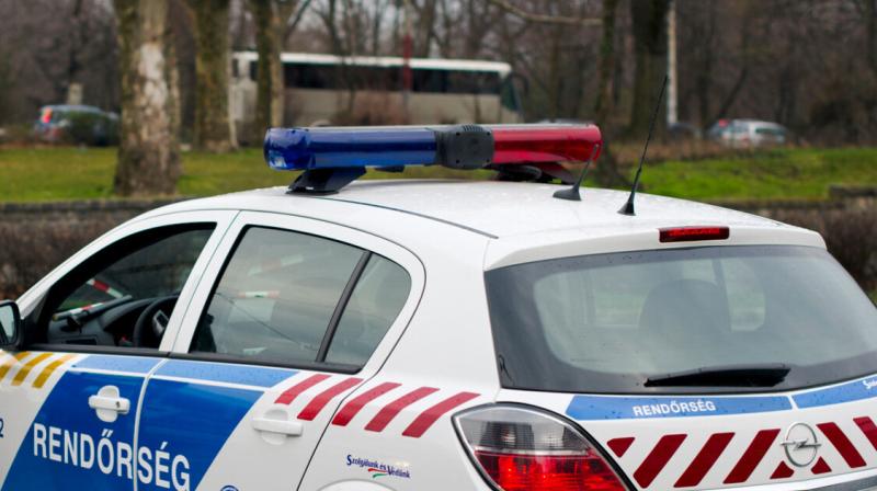 Életmentő akció Veszprémben: a szakszerűen és gyorsan reagáló rendőröknek köszönheti életét a férfi - Házipatika